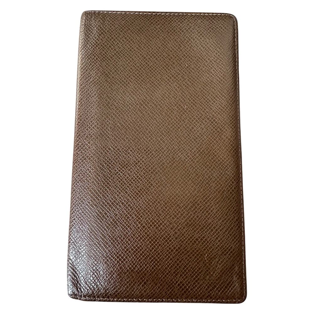 Louis Vuitton Paris Dark Brown Pebbled Leather Card Holder Wallet